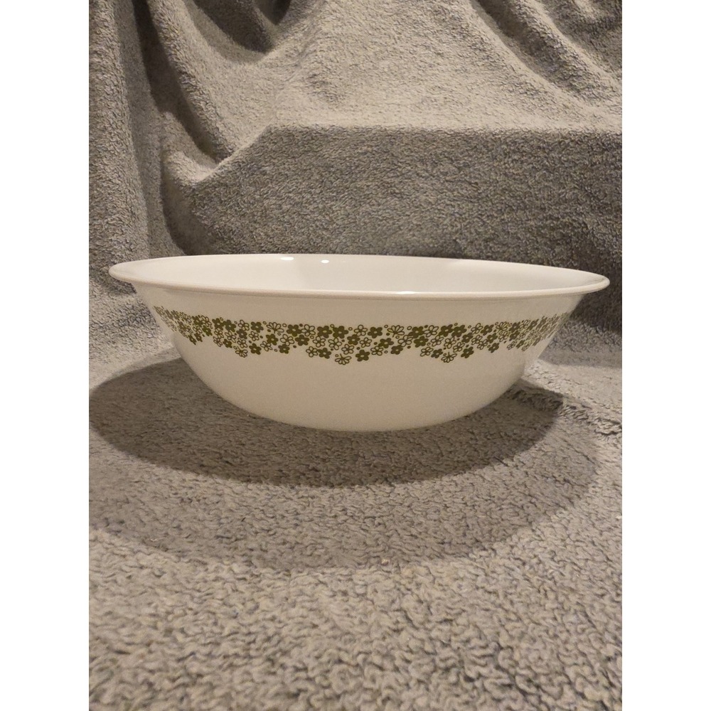 Vintage Corelle Spring Blossom "Crazy Daisy" 8.5 Inch Serving Bowl